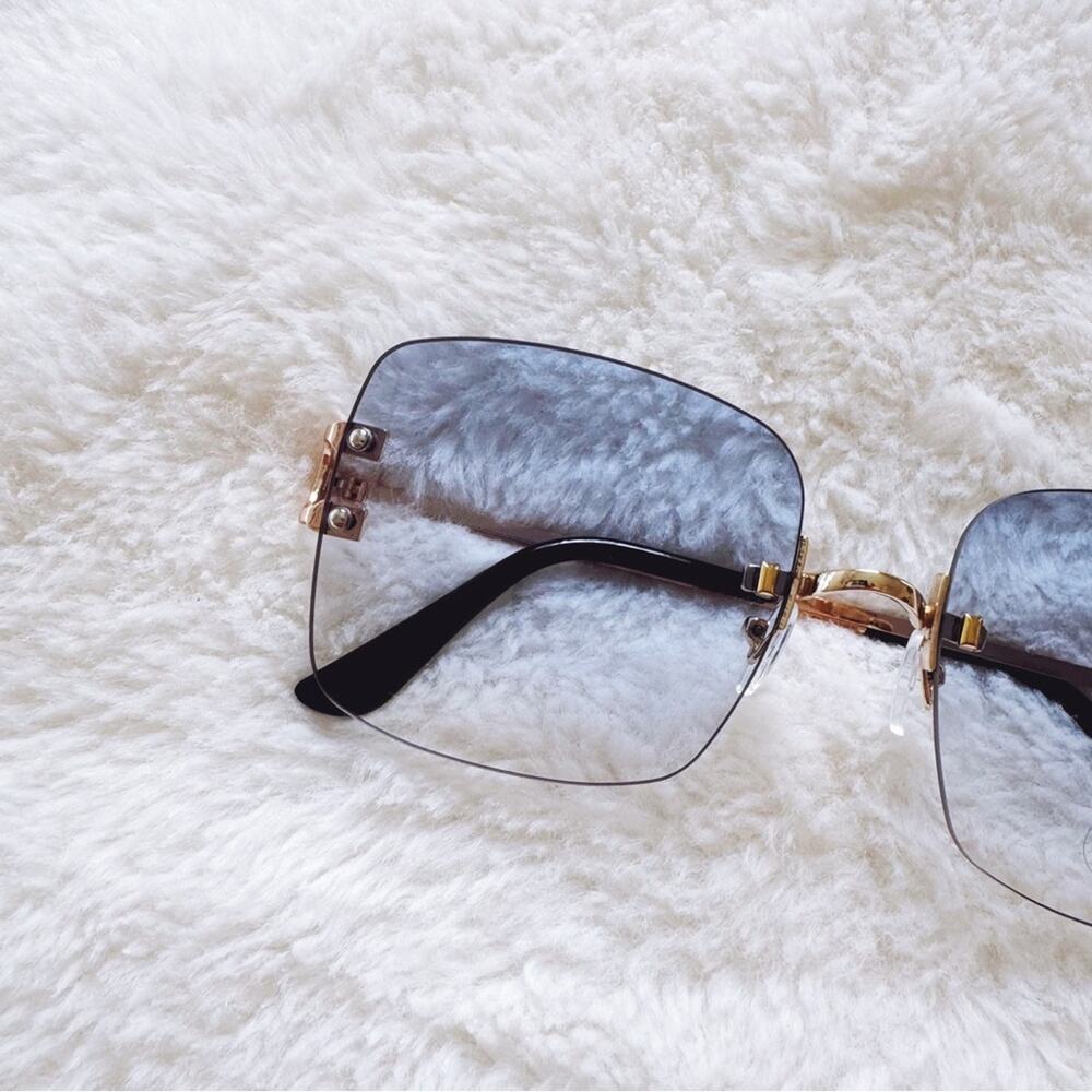 Laurel Clear Blue Rimless Sleek Sunglasses - Picture 2 of 11